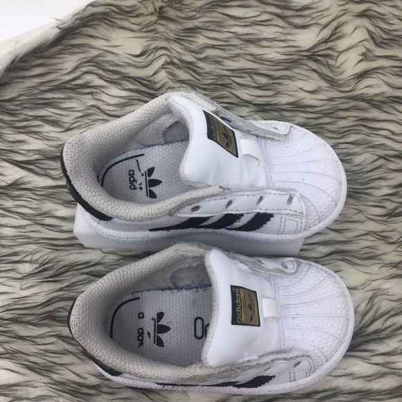 Adidas Superstar Baseline Sneakers Shoes Sz 4 - Picture 2 of 5